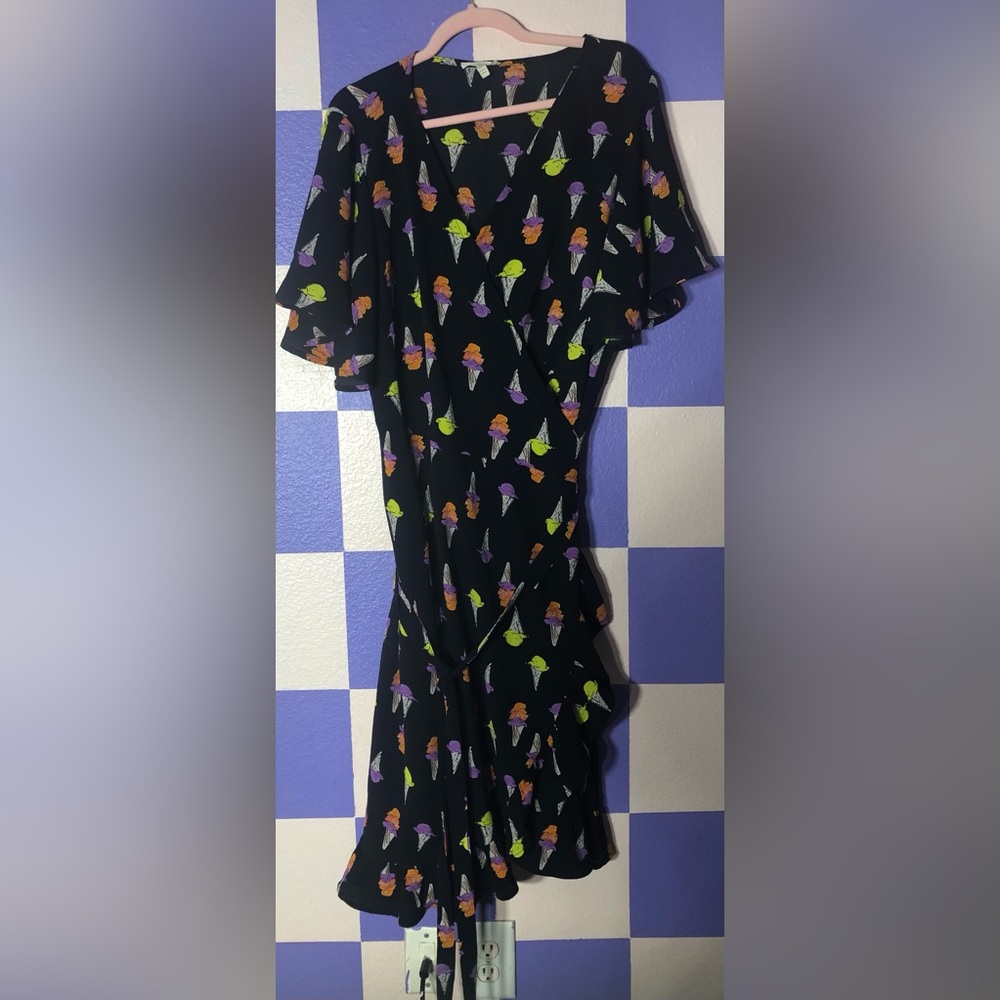Loralette Midi Crepe It’s a Wrap Dress in Inside Scoop Pattern - Size 18/20